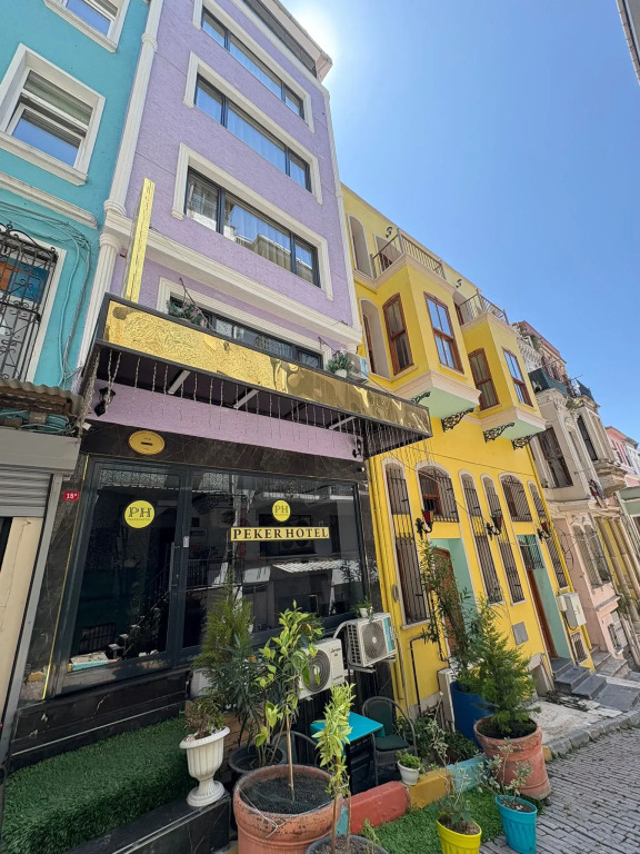 Peker Hotel