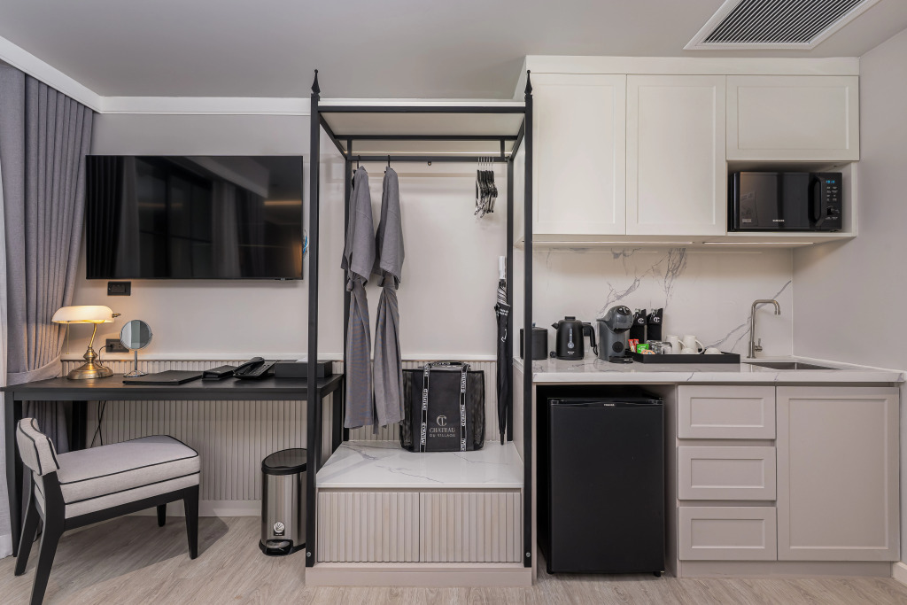 Chateau Du Village Patong