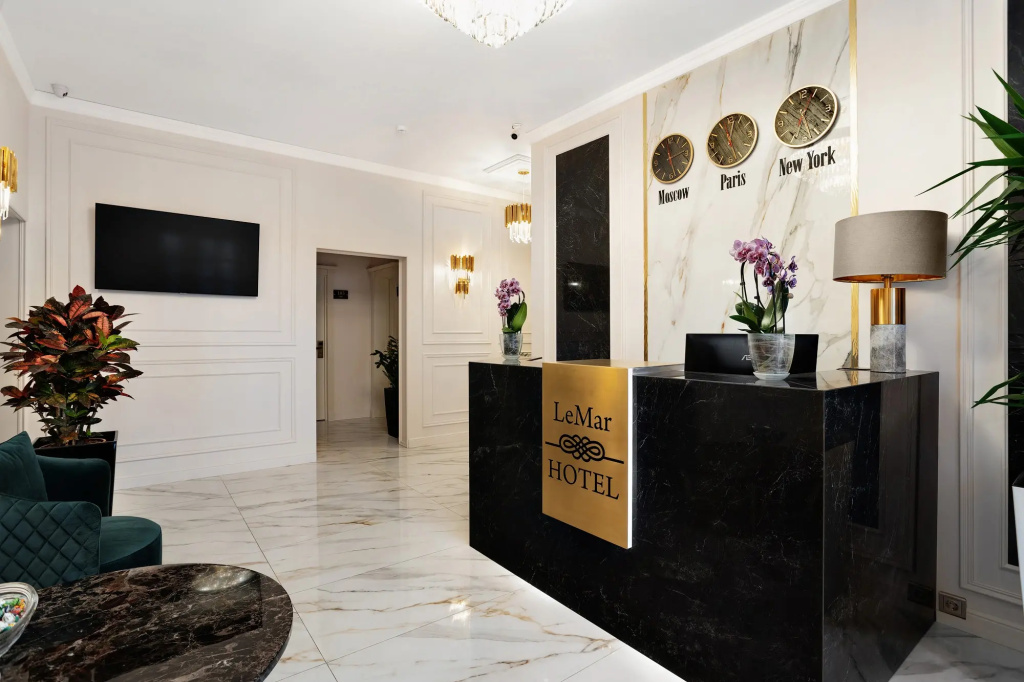 LeMar Hotel
