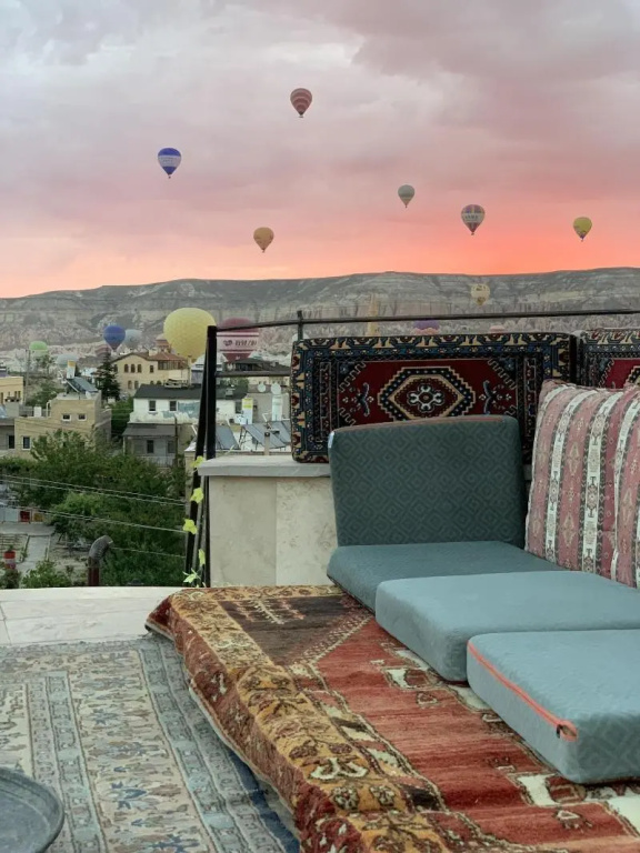 Balloon Cave Hotel