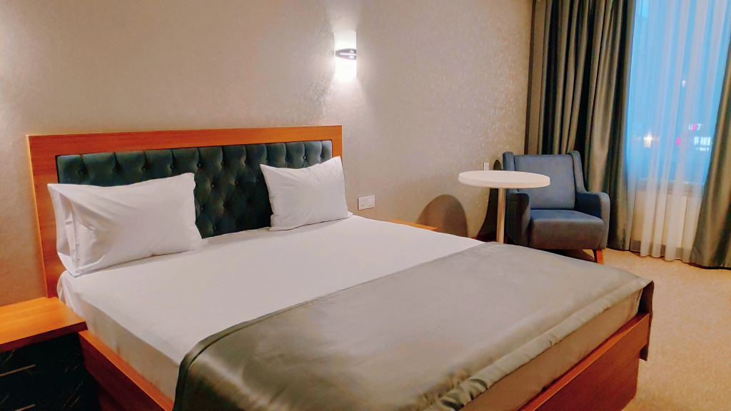Royal Sapphire Hotel