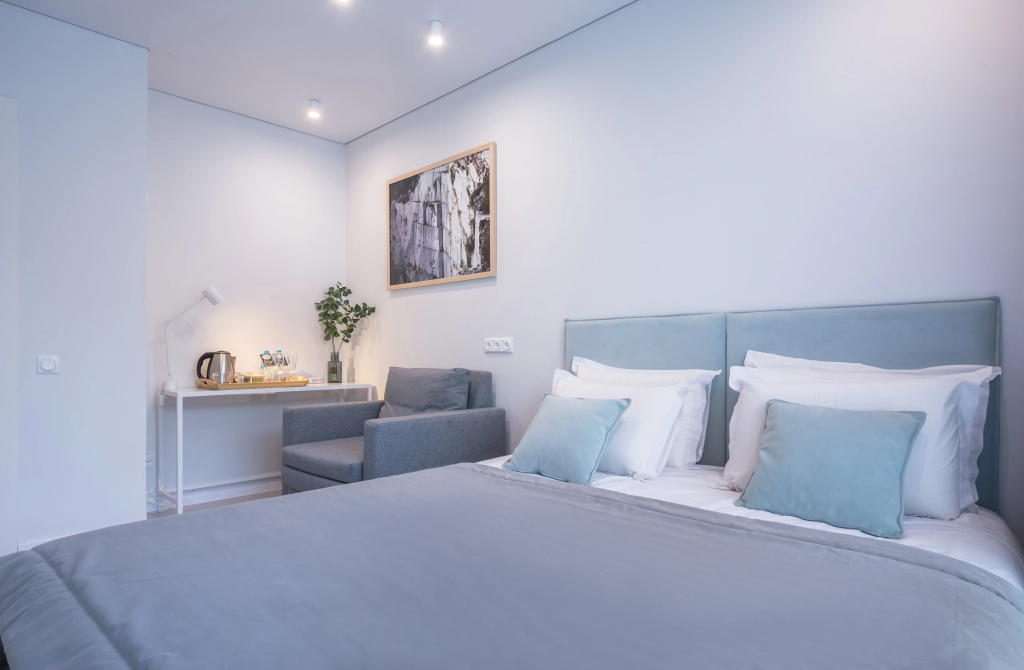 The summer suites