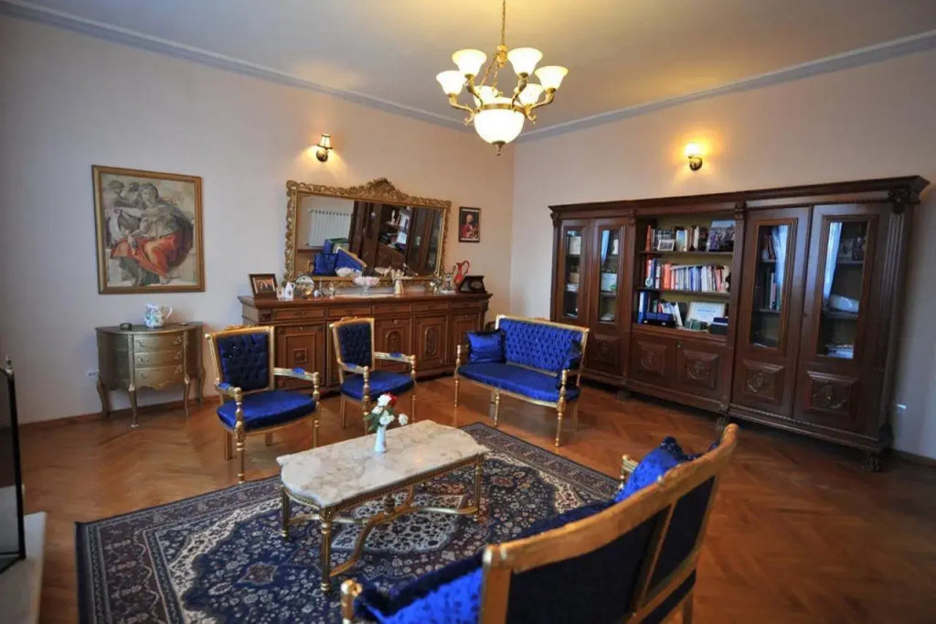 Отель Rose Garden