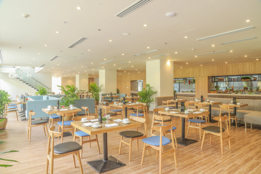 Отель Leisure Inn Cocobay Da nang
