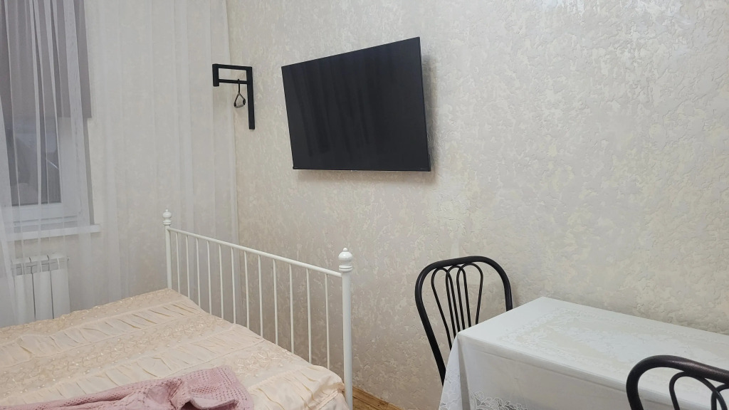 DiAm u Komsomol'skogo Parka Guest House