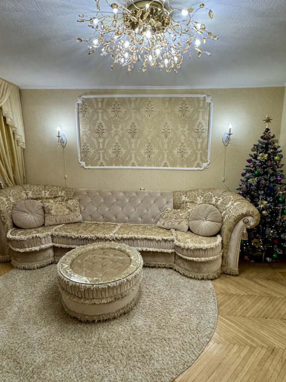 Na Vyezde v Gorod Flat