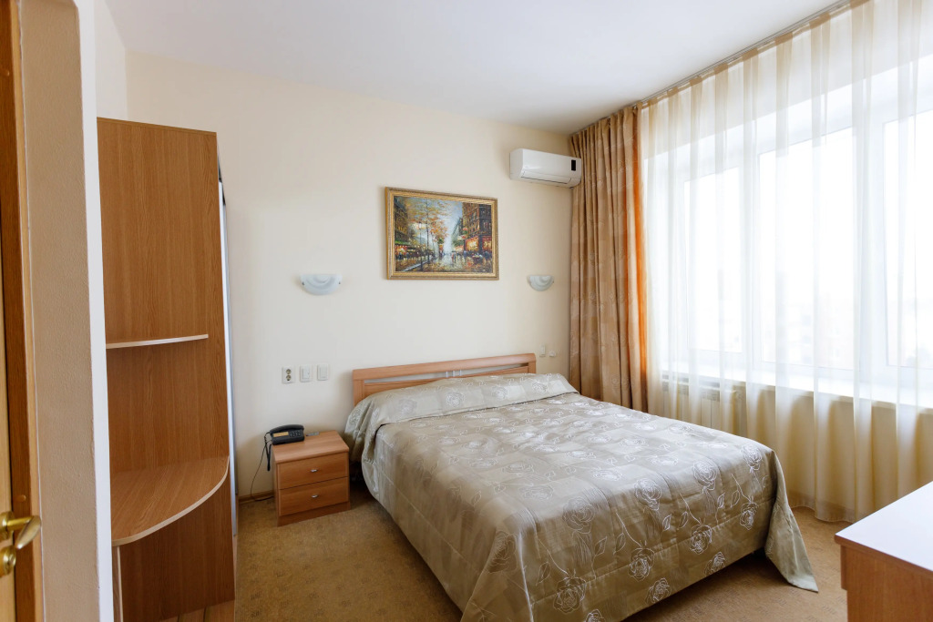 Гостиница Атал