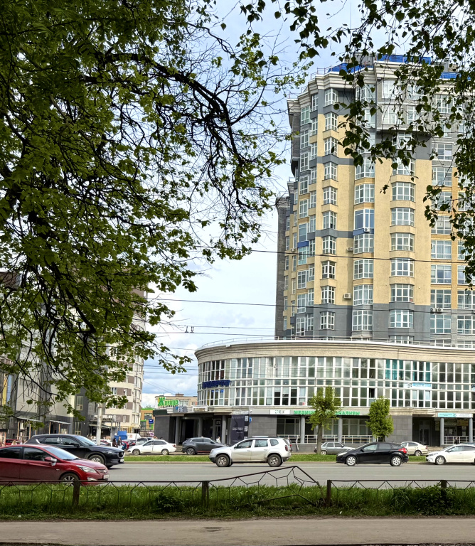 Квартира-студия рядом с ТЦ Тополь Сети апартаментов На время