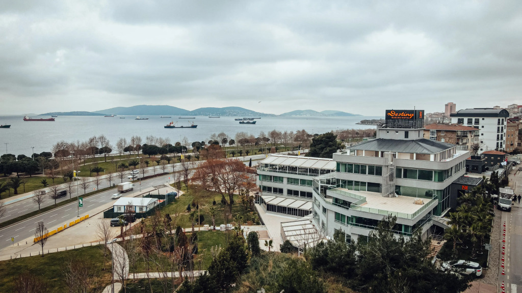 Destiny Marine Deluxe Hotel