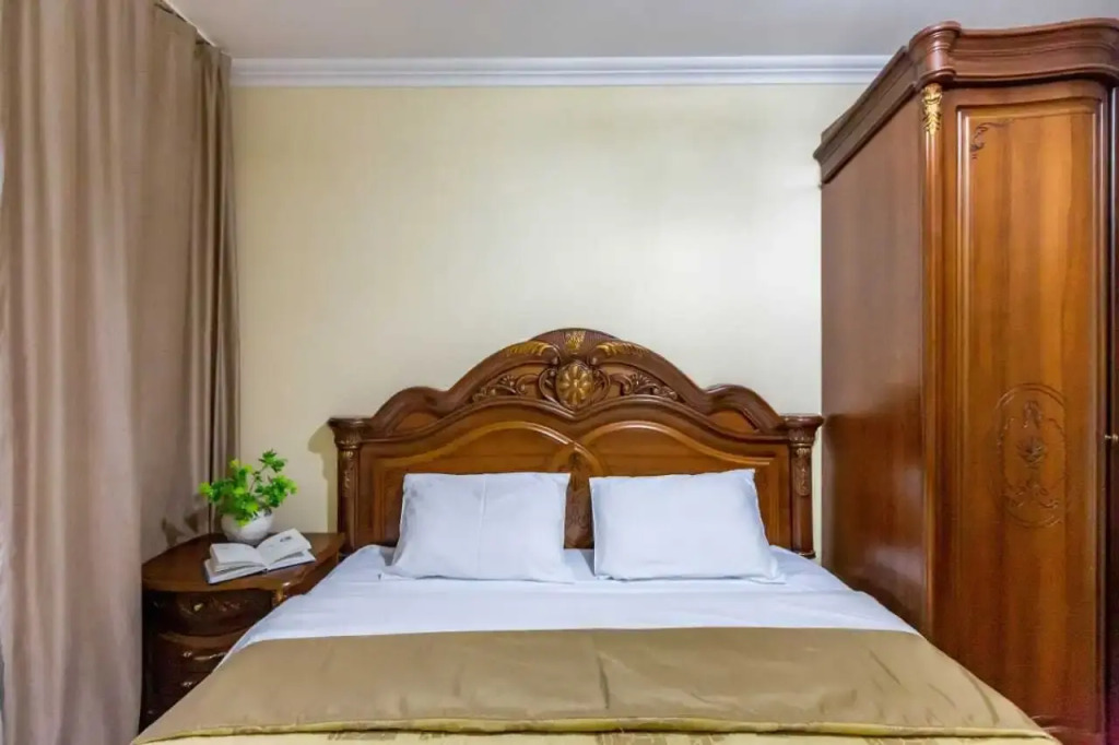 Uyutnaya Dvukhkomnatnaya Flat