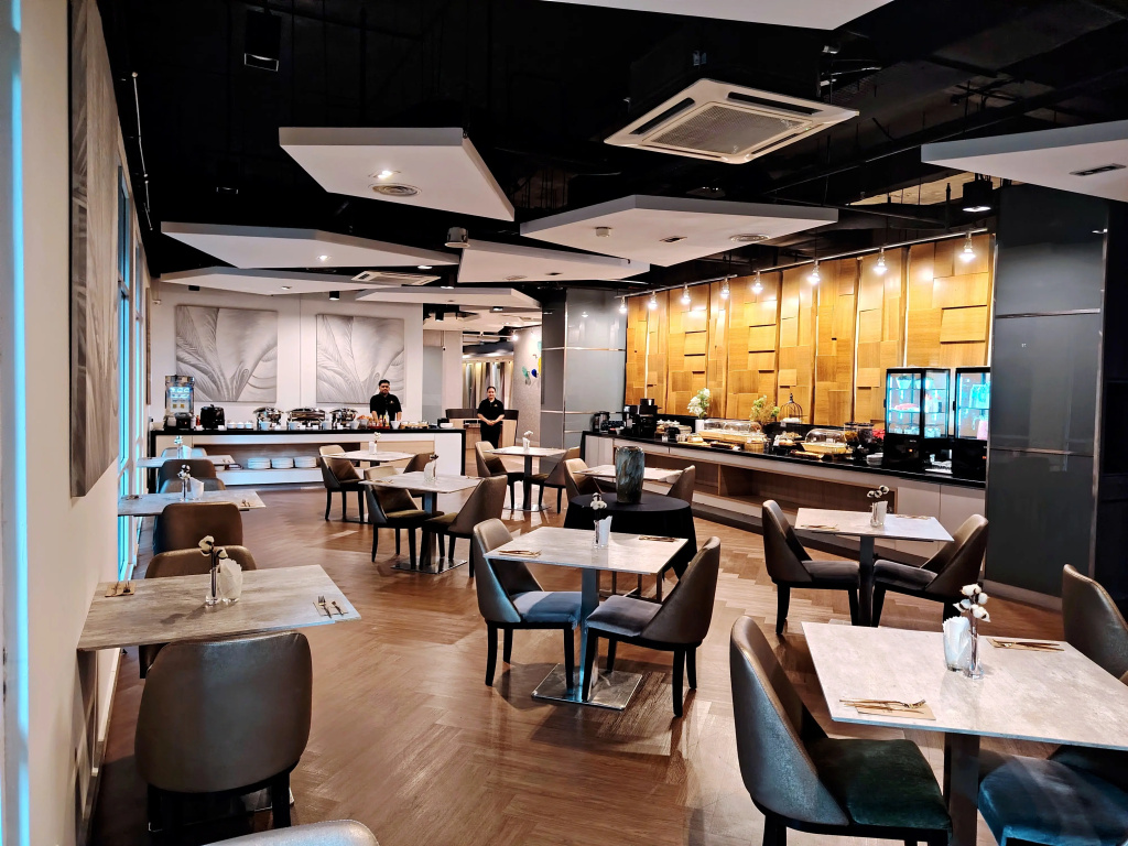 Отель Cormar Suites Kuala Lumpur