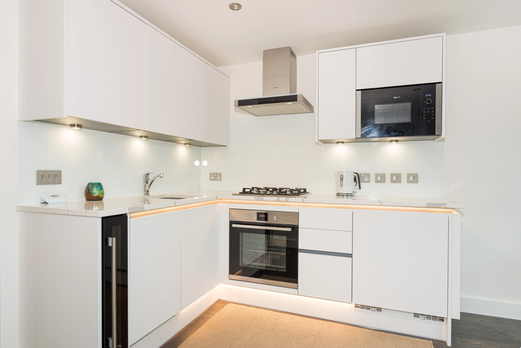 Апартаменты Bright Aircon Apartment Earls Court