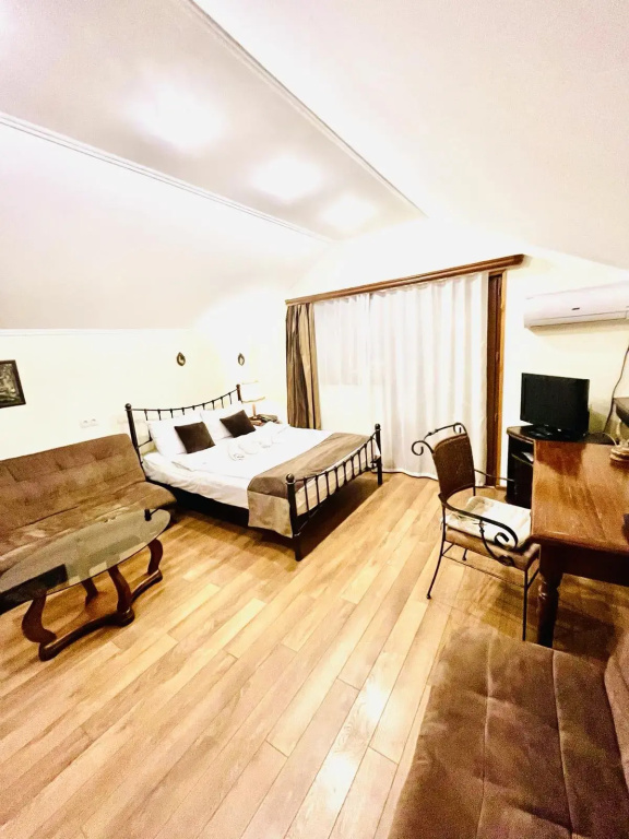 Отель British House