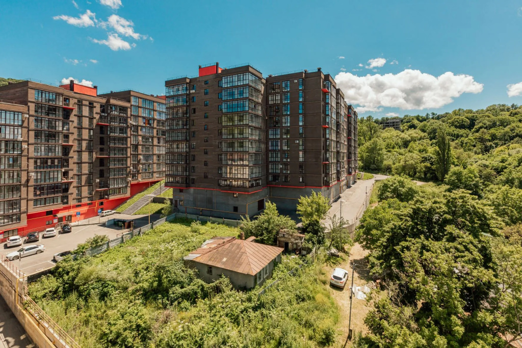 Апартаменты «Колокольчик» Ирины Савельевой с видом на горы у входа в Национальный Парк