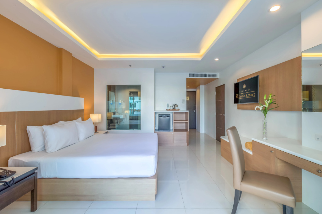 Отель Chanalai Hillside