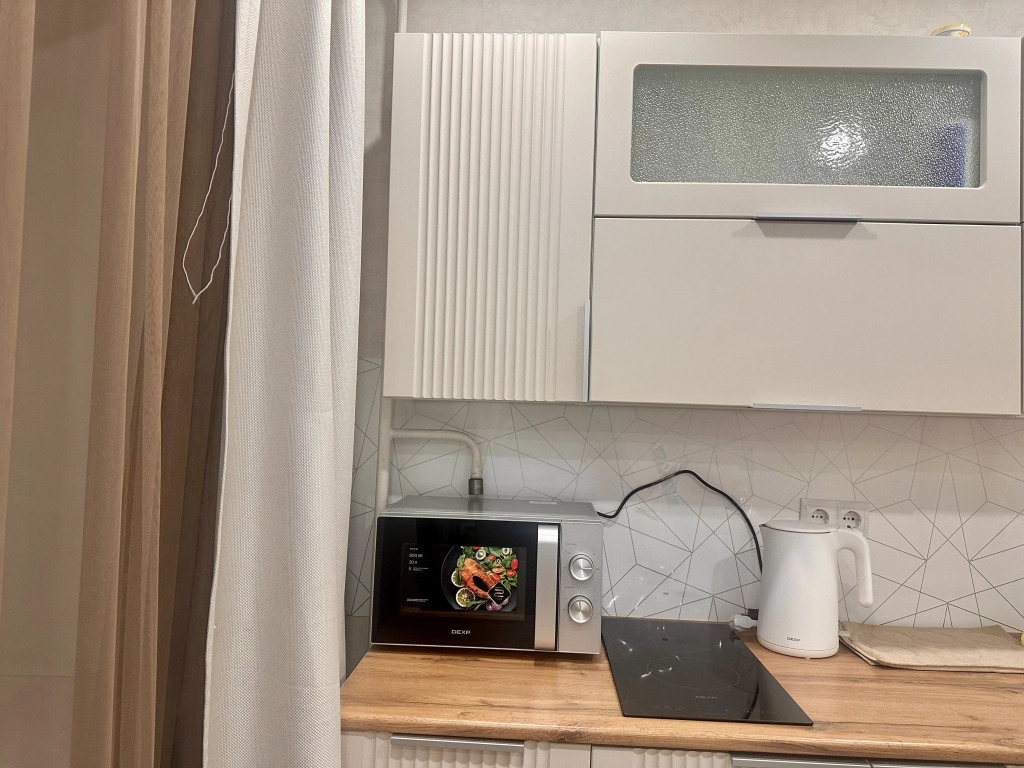 Uyutnaya studiya v samom tsentre goroda Flat