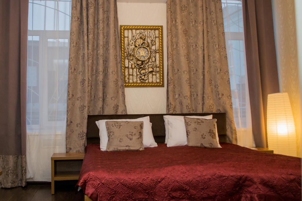 Apelsin u Krasnoy Ploshadi Hotel