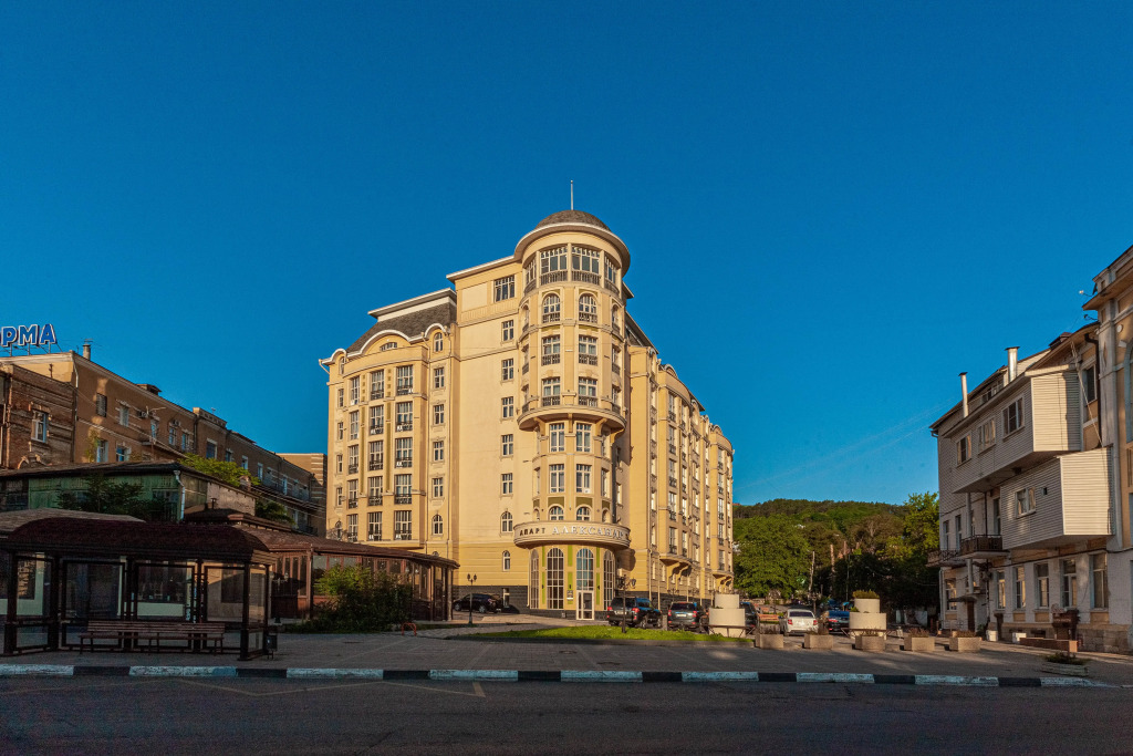 Отель Александр