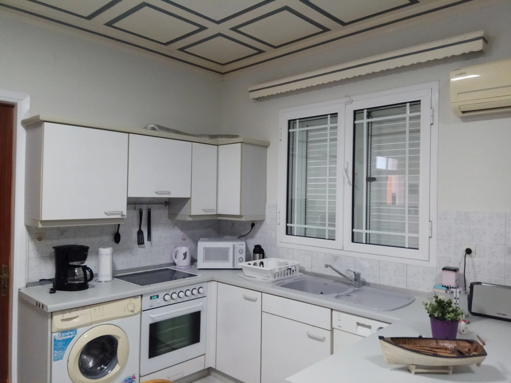 Monte Caputo Holiday House