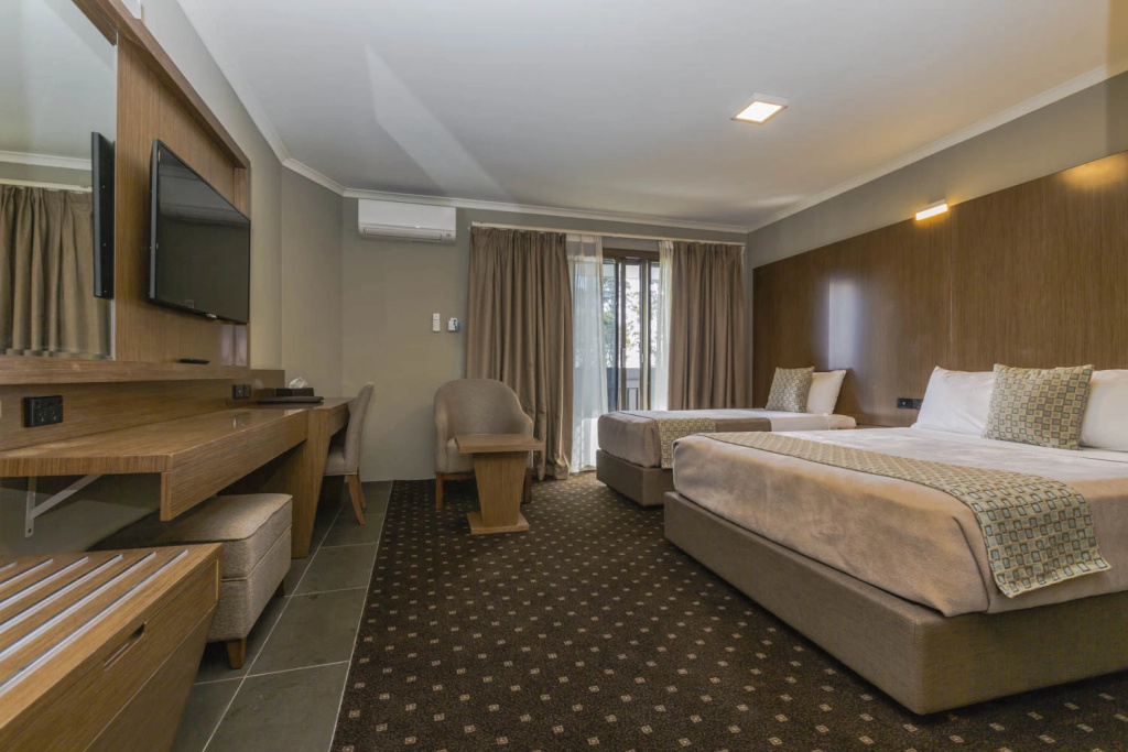 Motel 10