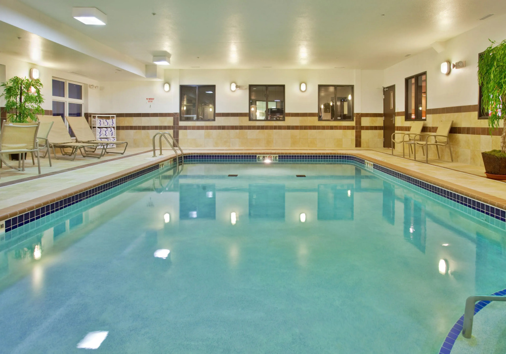 Holiday Inn Express Hotel & Suites Cherry Hills by IHG
