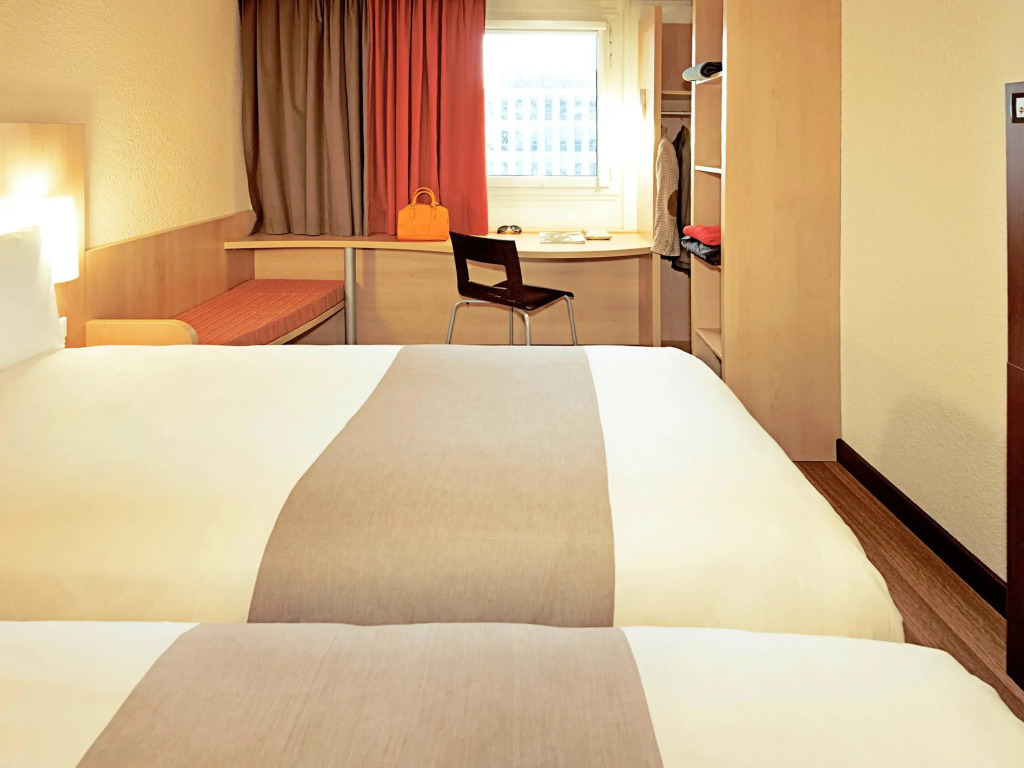 Ibis London Luton Airport
