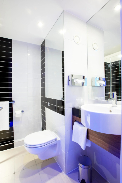 Holiday Inn Express London City by IHG