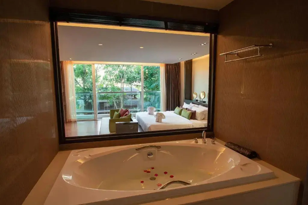 Peach Blossom Resort & Pool Villa - SHA Plus