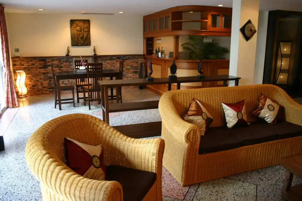 托尔马季家庭公寓酒店