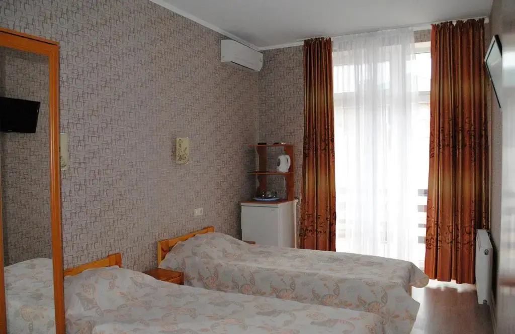 Uyut Guest House