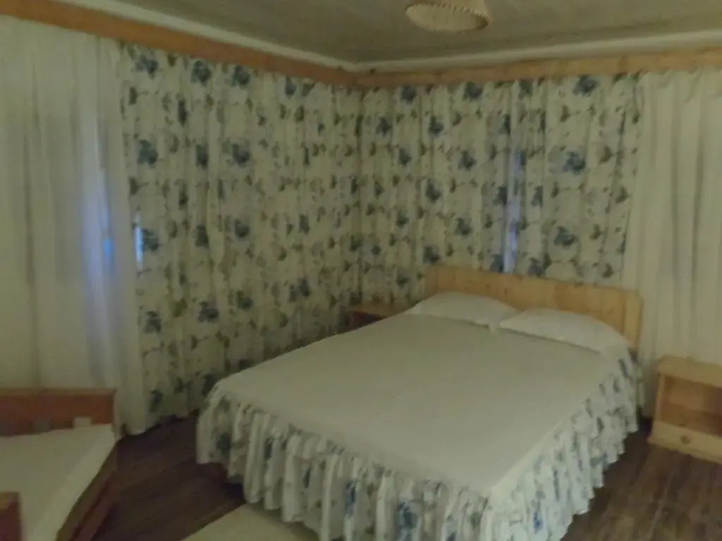 Green Land Lodge
