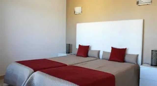 Praia da Rocha - Tarik Studios, Rezervați Apartament Hoteluri ieftine în Albufeira