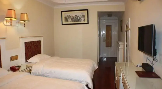 GreenTree Alliance Shanghai Qingpu Chengzhong E Road Hotel, Book Hotel Qingpu Shanghai