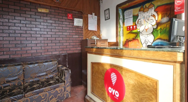 OYO 5227 Hotel New Bharat