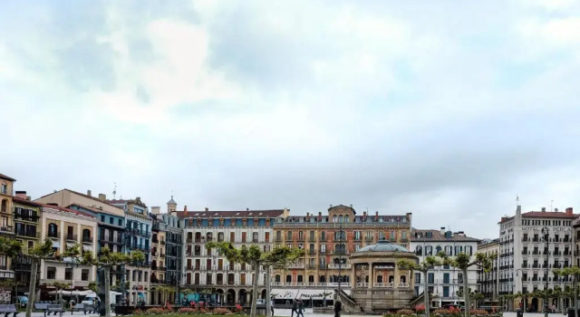 Апартаменты TOP APARTMENT frente a la Catedral
