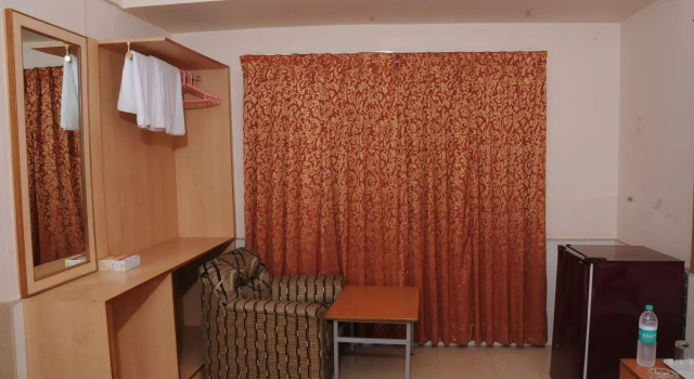 Srinidhi Residency, Забронировать Отель Бангалор штат Карнатака