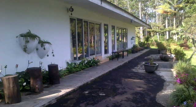 VILLA AKIRA, Mountain View Getaway, Rezervovat Vila Cipanas West Java