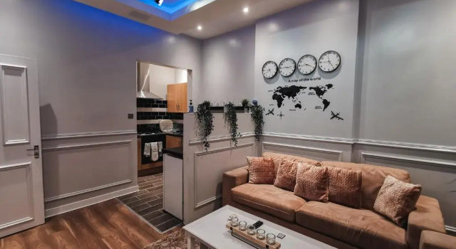 Luxurious 3 Bedroom Apartment: Heart of Westend (Adults Only), Забронировать Апартаменты/квартира Глазго Стратклайд, рядом с Стадион «Ферхилл»