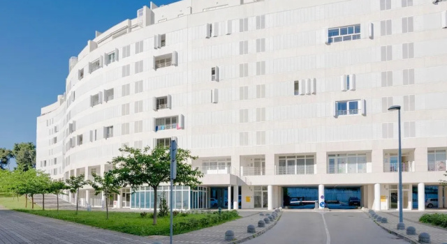 Sky & Sun Luxury Rooms
