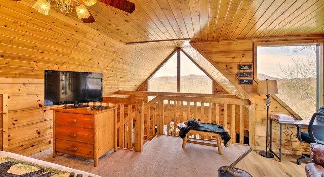 Scenic Sevierville Cabin: Hot Tub, Panoramic Views, Забронировать Дом для отпуска Центр Питтмана Great Smoky Mountains National Park