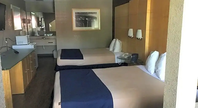 Двухместный номер Deluxe Woodbridge Inn By OYO Rome