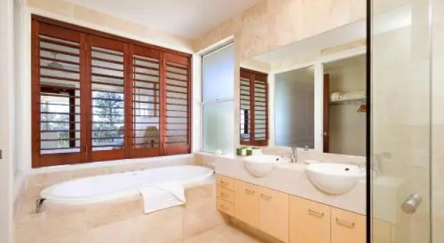 Hale Lani 2 Oceanview Penthouse Paradise, Забронировать Апартаменты/квартира Отели Санрайз-Бич с парковкой, Парковка
