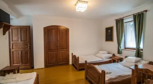 Zsirai Guest House, Забронировать Гостевой дом Отели Боршод-Абауй-Земплен с парковкой, Парковка