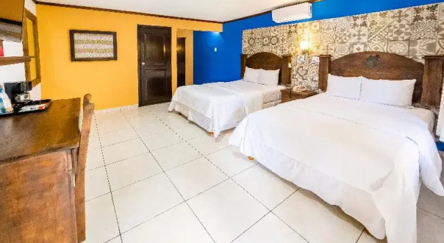Трёхместный номер Standard Hacienda Inn Aeropuerto