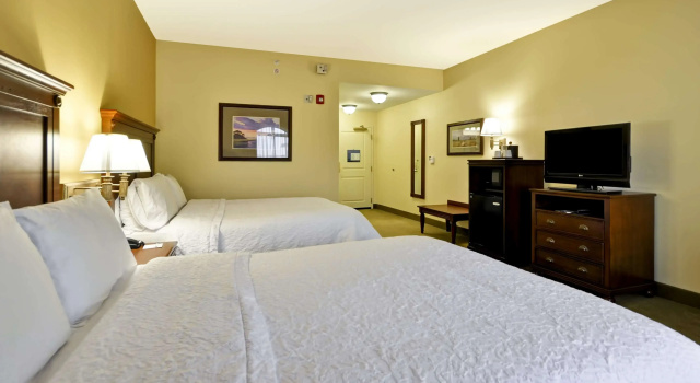 Hampton Inn & Suites North Charleston-University Boulevard, Забронировать Отель Отели и гостиницы Северного Чарльстона, Отель