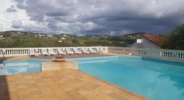 Piemonte Flat Serra Negra SP, Забронировать Апартаменты/квартира Отели Сан-Паулу с парковкой, Парковка