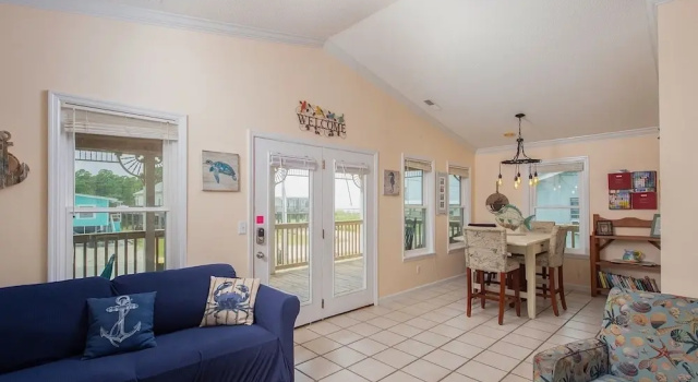 Spunky Sandpiper 3 Bedroom Home