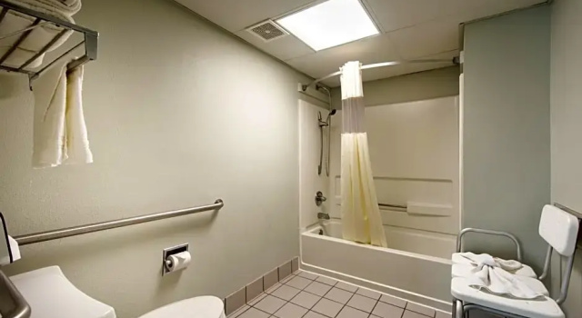 Двухместный номер Standard Days Inn & Suites by Wyndham Jekyll Island