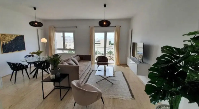 Апартаменты с балконом Prestige Luxurious 120m2 Next to UN Offices Lac2