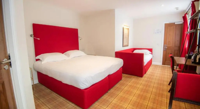 Семейный номер Standard The Skye Inn